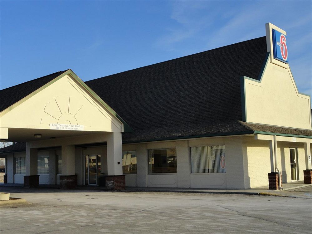 Days Inn By Wyndham Indianapolis South Exteriér fotografie